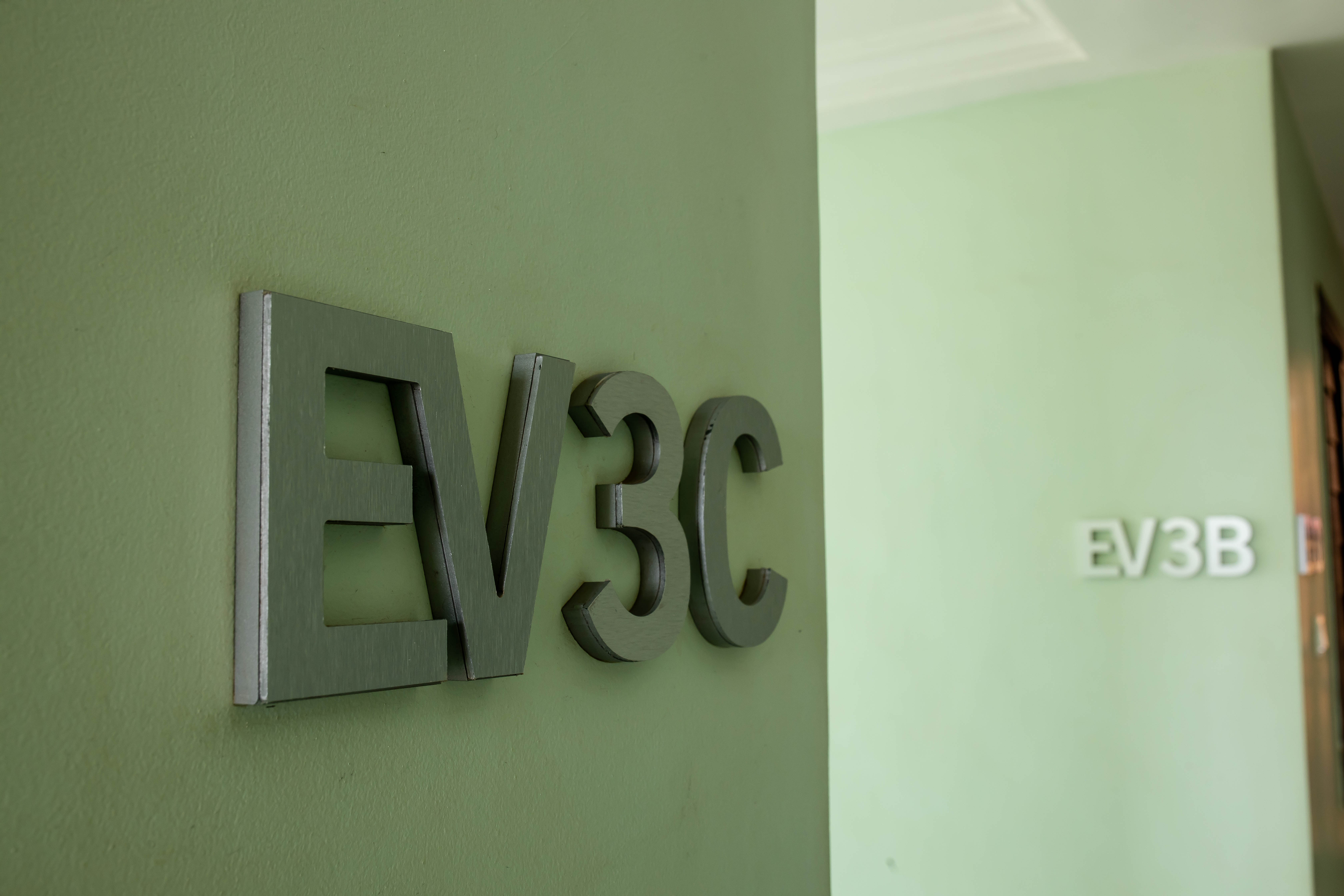 Eden's Villa exterior